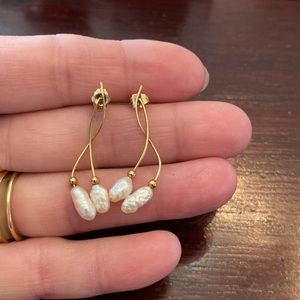 14k yellow gold rice pearl earrings